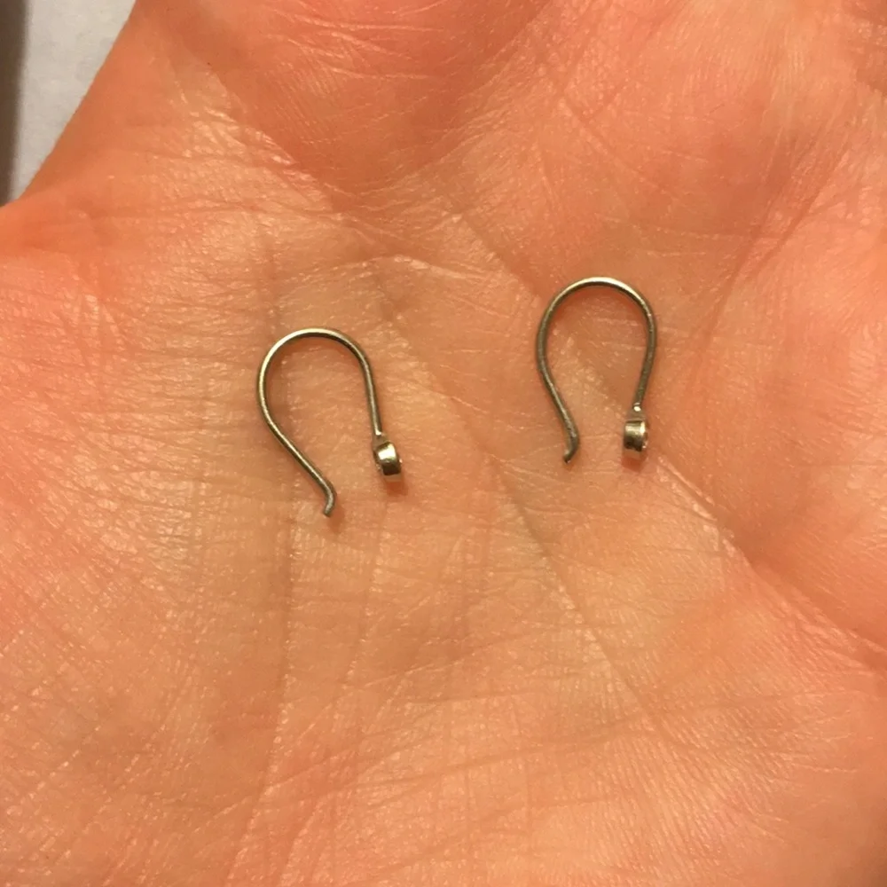 🍃 PERFECT Diamond and 14k White Gold Earrings 🍃 - Picture 2 of 3